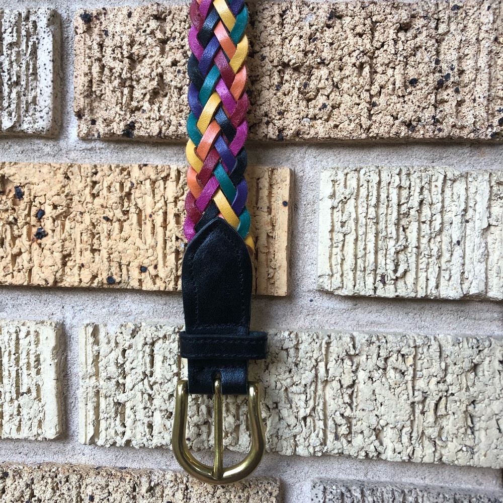 Multicolor weave leather belt